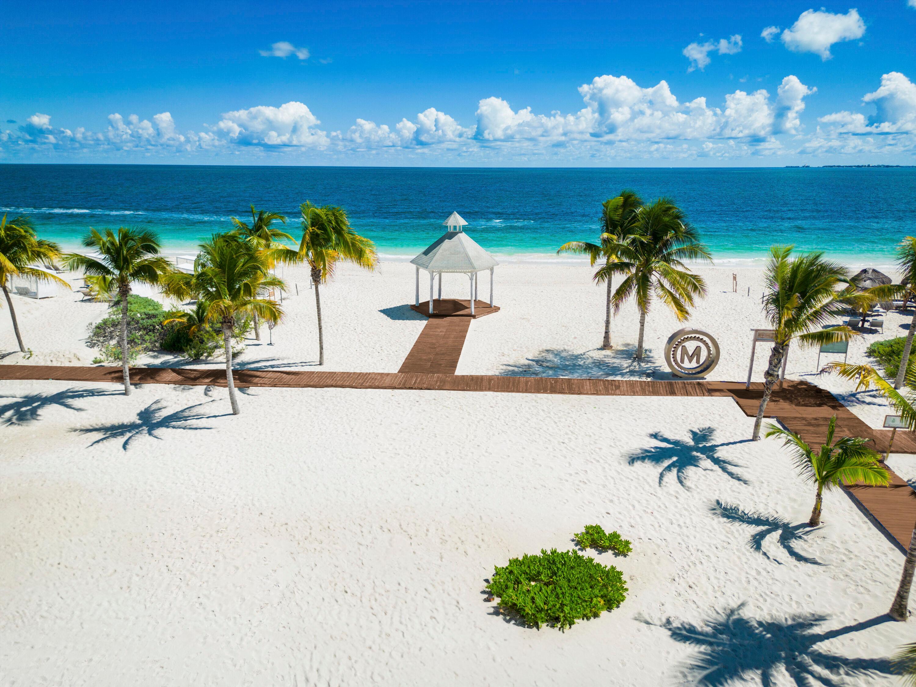 Top Reasons to Love Majestic Elegance Costa Mujeres - background banner